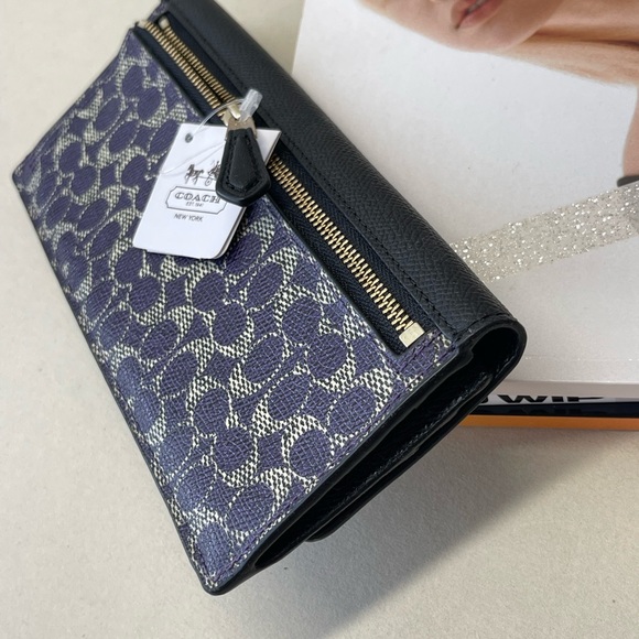 (new+tag) Coach signature monogram classic violet black soft wallet - Picture 11 of 15